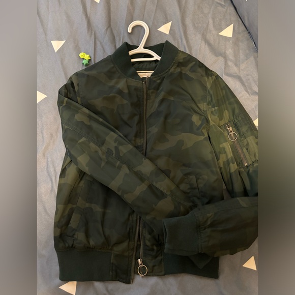 Garage Bumber Jacket - Picture 3 of 3